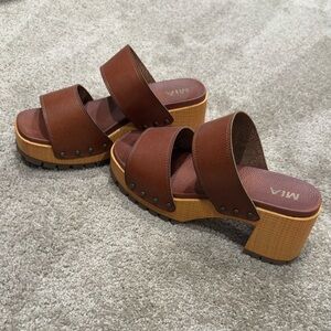 MIA Women's Brown Platform Mules